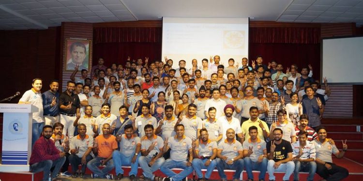 mensdayout.com